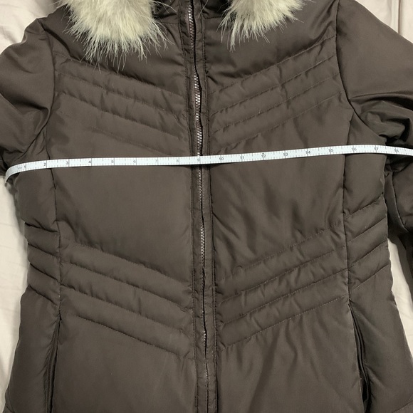 Johnny Yiu Down Jacket with Fox Fur - Picture 9 of 14